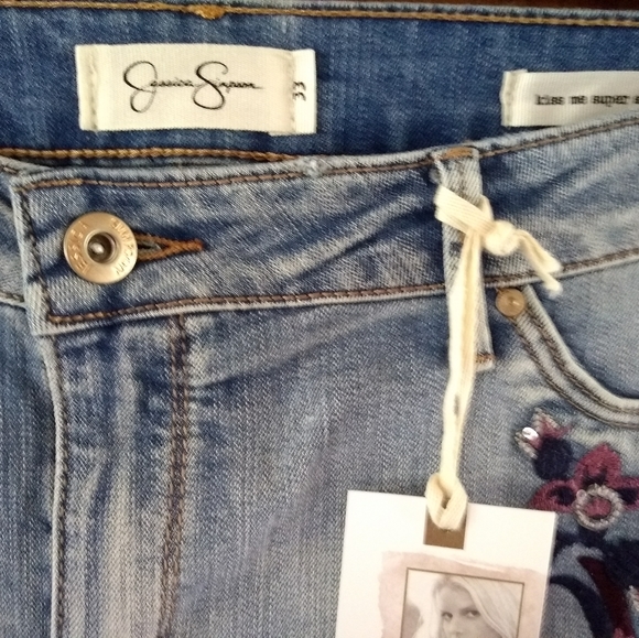Jessica Simpson embroidered Jeans - Picture 5 of 6